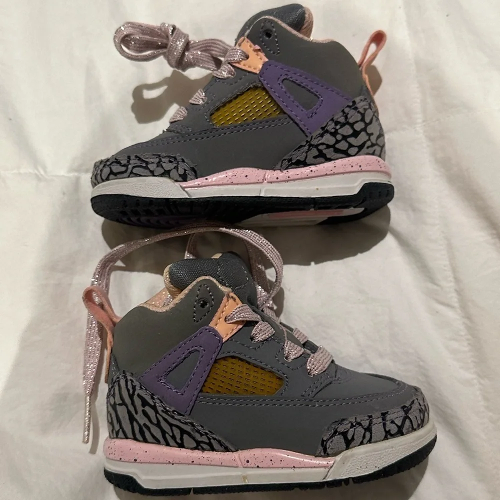 Jordan Spizike sneakers